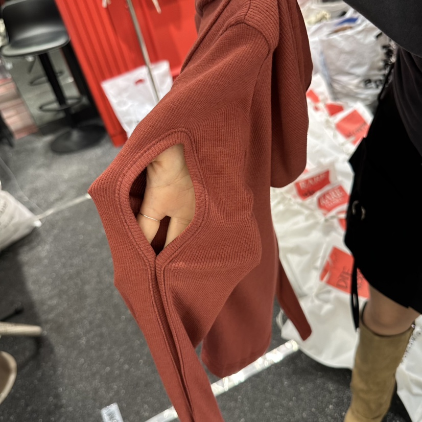 RARE CLOSET東大門代購女裝新款時尚人氣真品推薦衛衣鏤空RARE CLOSET衛衣