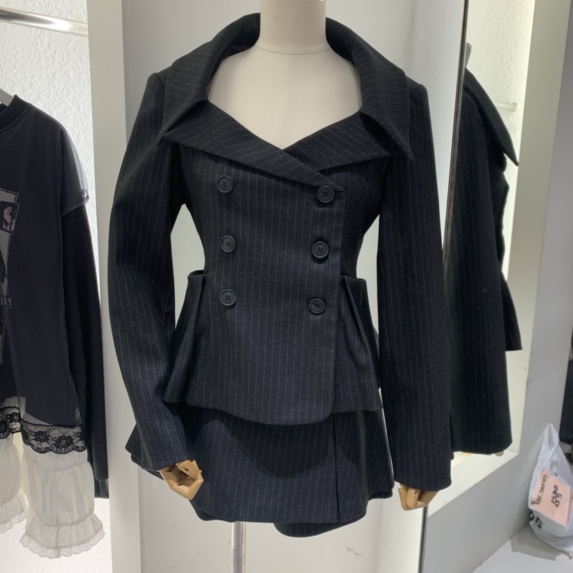 TYCHE韓國直郵女士新款休閑熱賣真品人氣推薦時尚夾克TYCHE夾克圖色2條紋墨