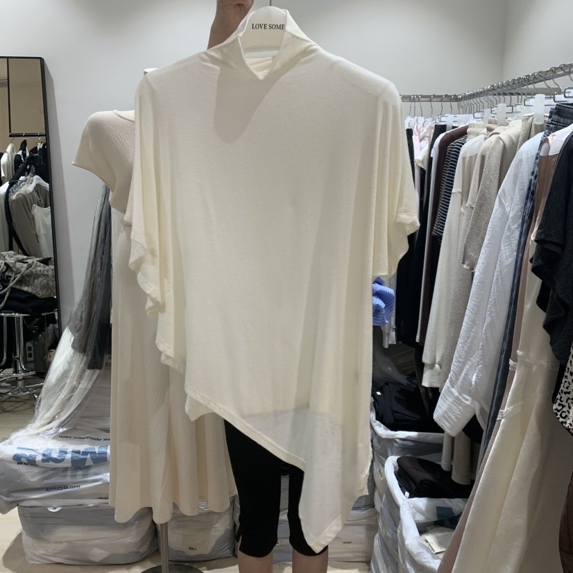 LOVE SOME東大門直郵女裝新品熱賣休閑時尚真品T恤不對稱LOVE SOMET恤圖色1