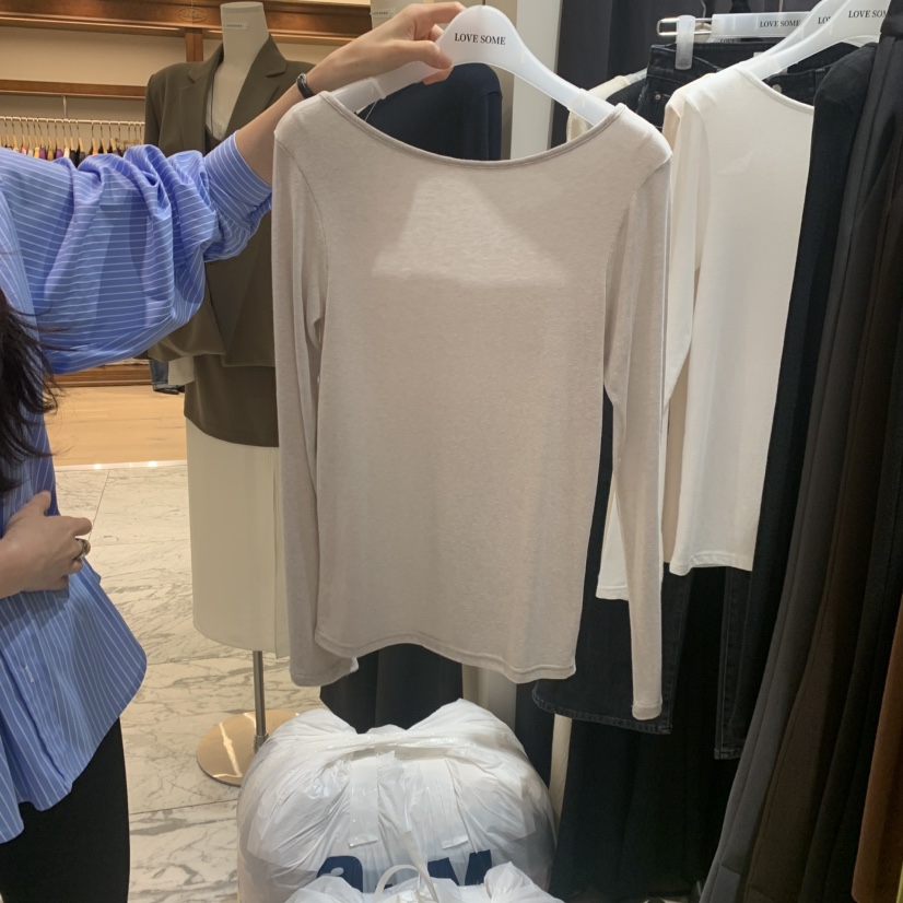 LOVE SOME韓國代購女士新品推薦真品休閑熱賣長袖T恤船領LOVE SOME長袖T恤圖色2燕麥