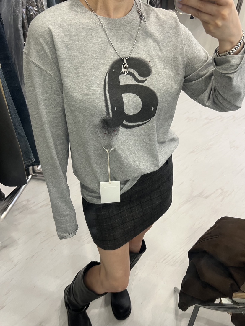 AUTHENTIBY韓國直郵女裝新款時尚熱賣推薦人氣真品長袖T恤AUTHENTIBY長袖T恤圖色2