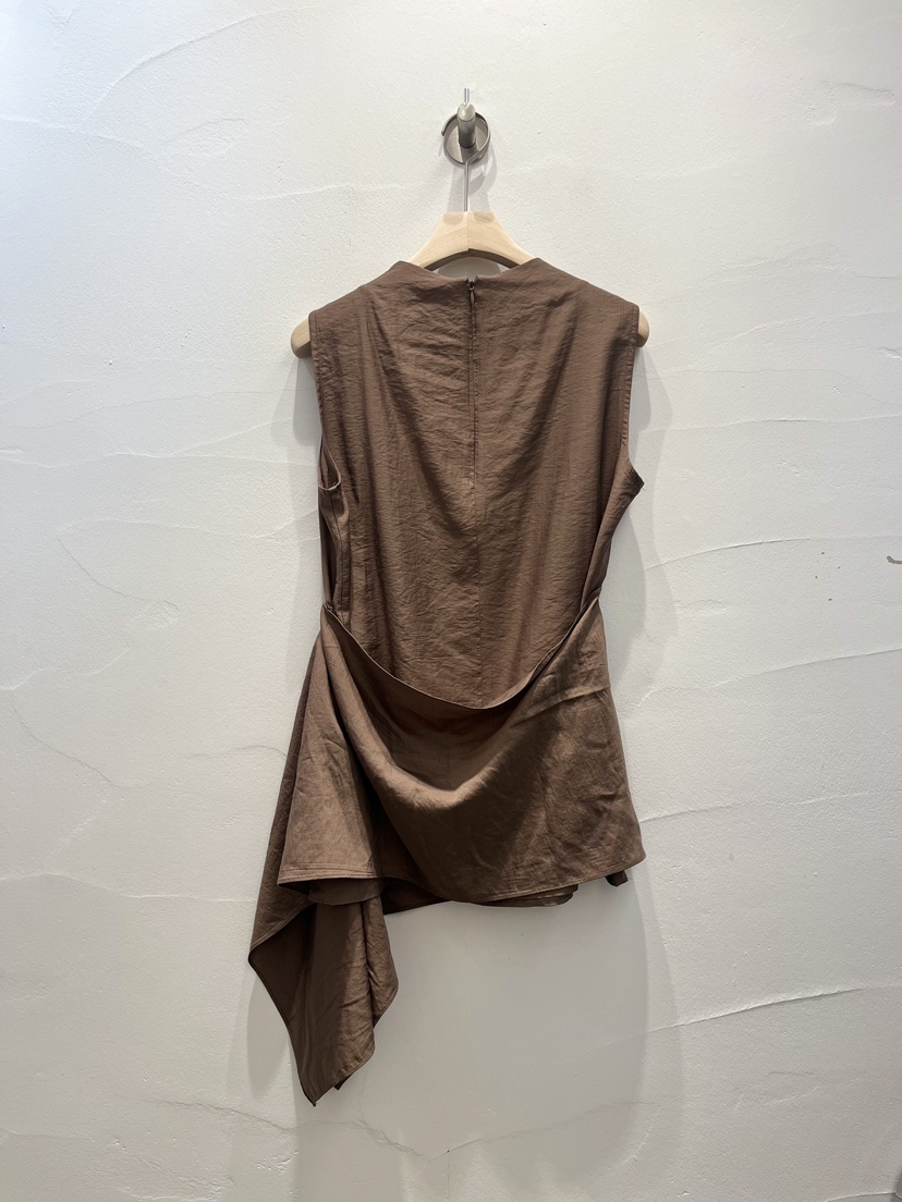 BROWN PAPER韓國代購女裝新品真品熱賣推薦時尚吊帶背心BROWN PAPER吊帶/背心
