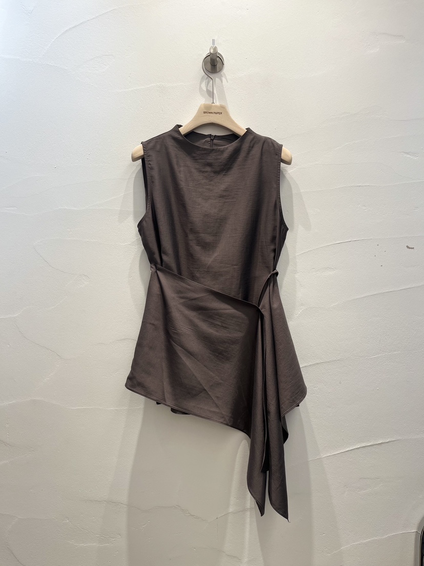 BROWN PAPER韓國代購女裝新品真品熱賣推薦時尚吊帶背心BROWN PAPER吊帶/背心圖色1