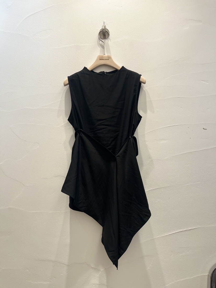 BROWN PAPER韓國代購女裝新品真品熱賣推薦時尚吊帶背心BROWN PAPER吊帶/背心圖色2