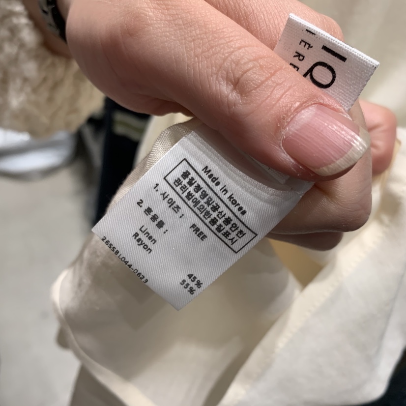 SSENIQUE東大門直郵女裝新款真品時尚推薦熱賣襯衫蕾絲衫SSENIQUE襯衫/蕾絲衫