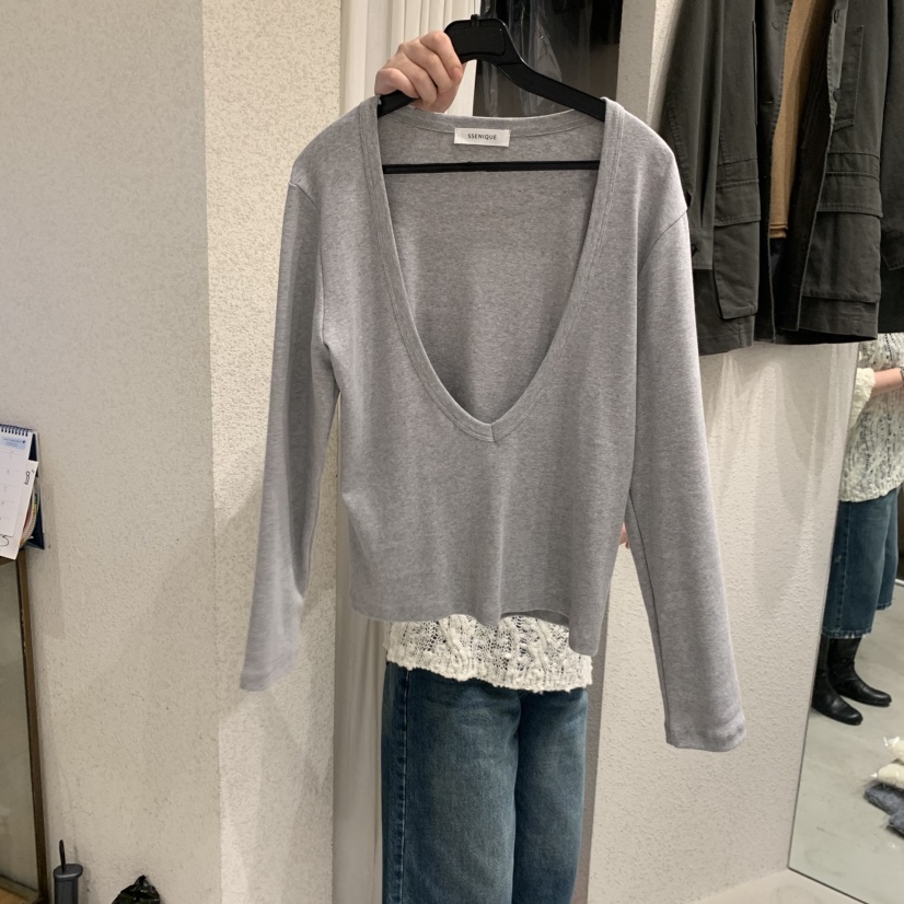 SSENIQUE東大門代購女裝新品熱賣時尚人氣休閑長袖T恤V領深VSSENIQUE長袖T恤圖色4