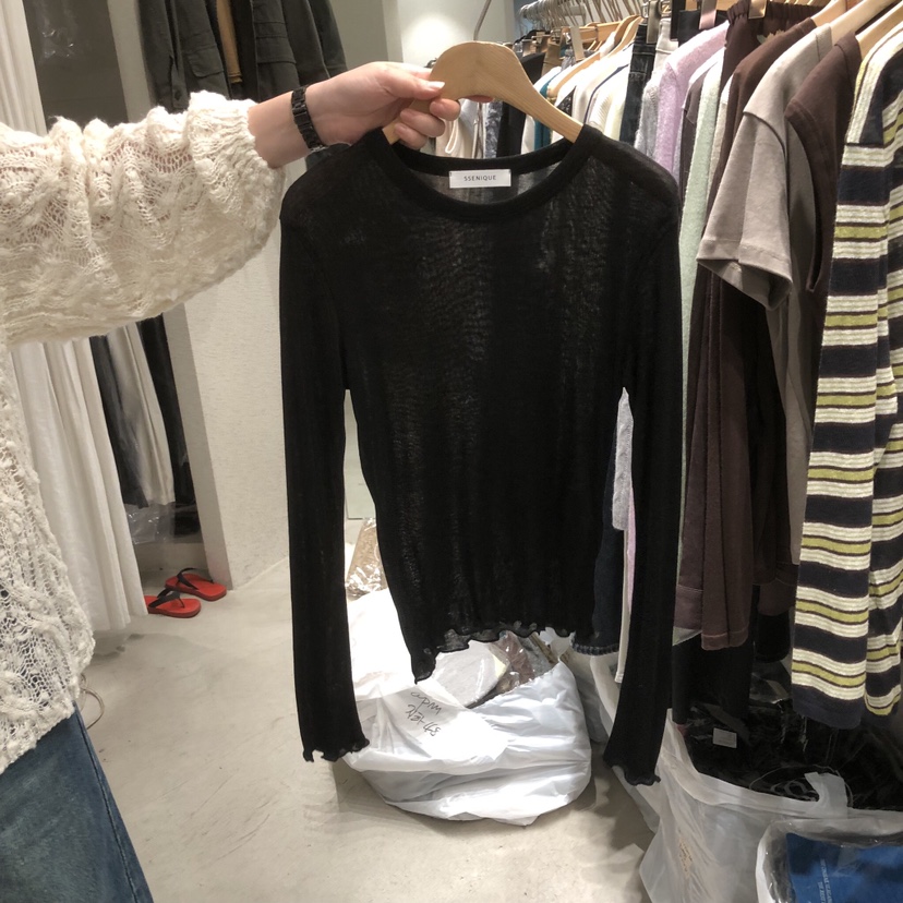 SSENIQUE韓國代購女裝新品休閑熱賣人氣時尚推薦真品長袖T恤SSENIQUE長袖T恤圖色4
