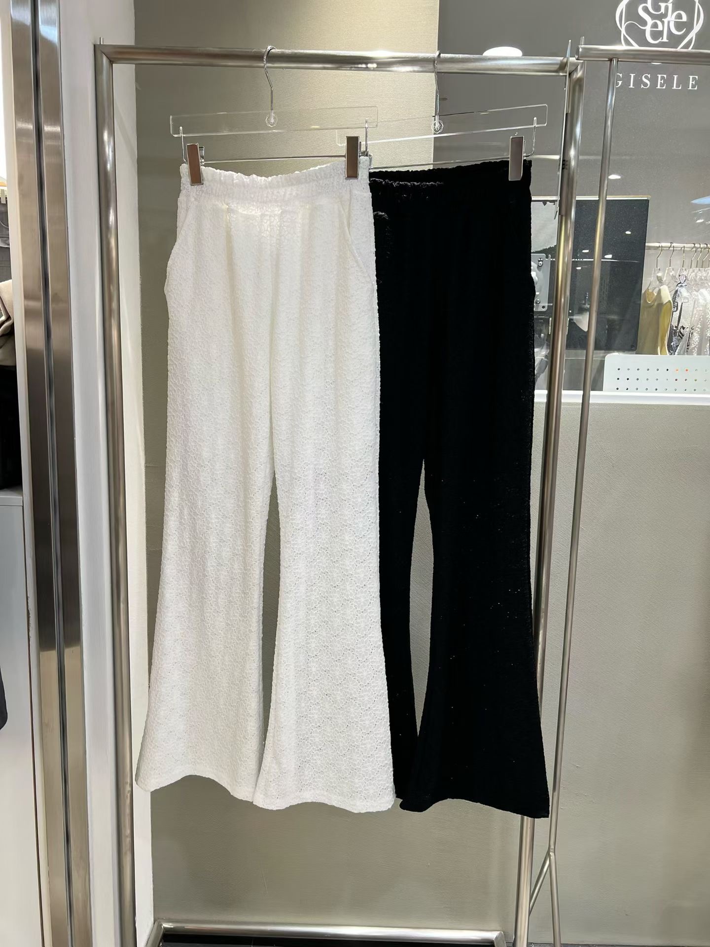 GISELE東大門代購女裝新品真品推薦人氣休閑褲喇叭褲蕾絲GISELE休閑褲圖色2左二色