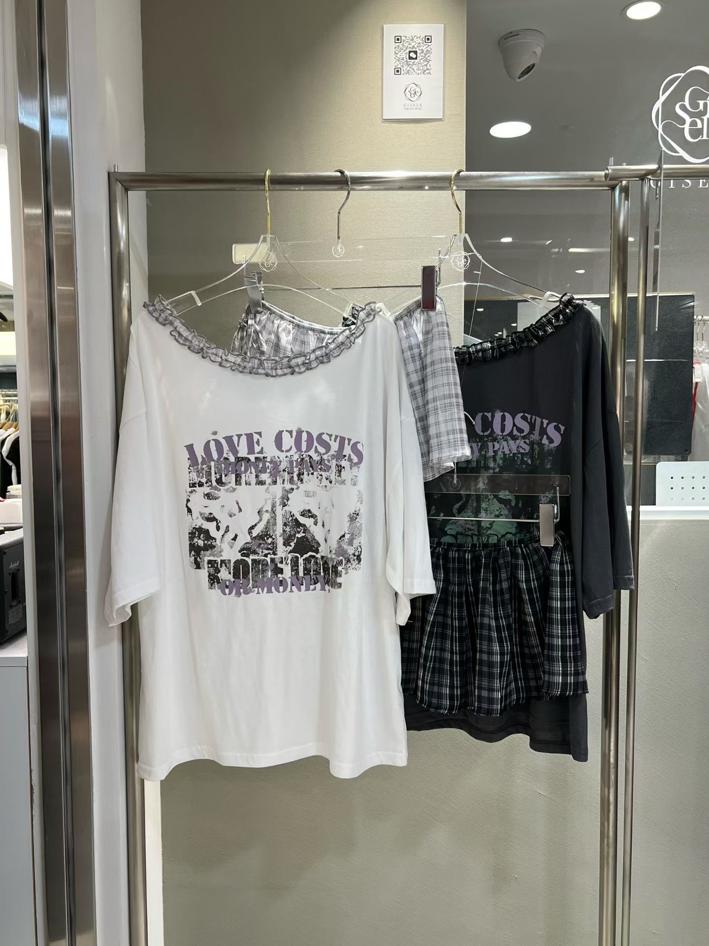 GISELE東大門實拍女裝新款時尚真品休閑推薦人氣熱賣套裝GISELE套裝圖色1左一色