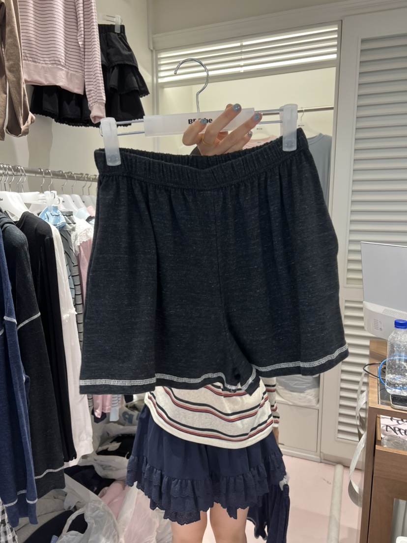 BE&amp;BE東大門代購女裝新款真品推薦人氣熱賣時尚短褲BE&amp;BE短褲圖色2