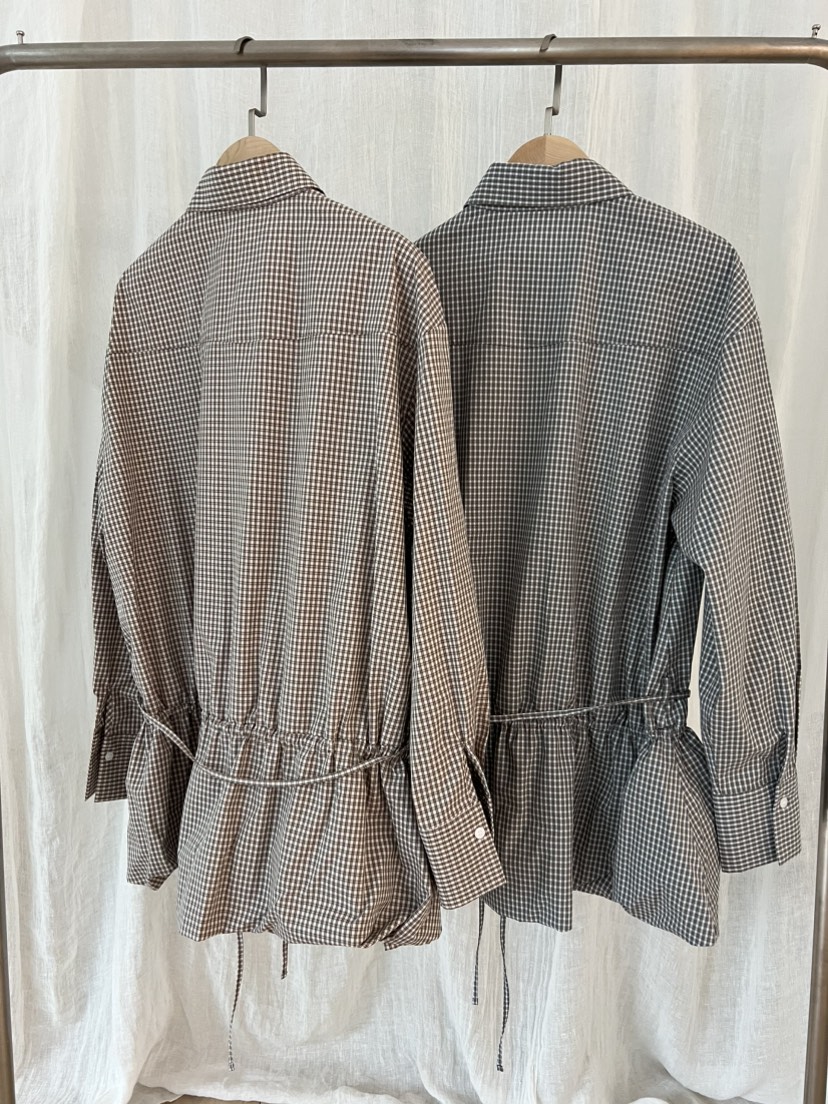 AWESOME SAUCE東大門實拍女裝新品真品人氣推薦襯衫蕾絲衫AWESOME SAUCE襯衫/蕾絲衫