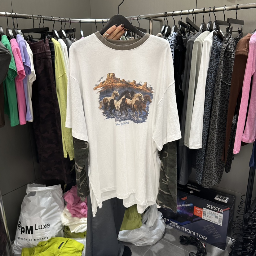 CHAVI東大門實拍女裝新品時尚推薦人氣休閑真品熱賣長袖T恤CHAVI長袖T恤圖色1