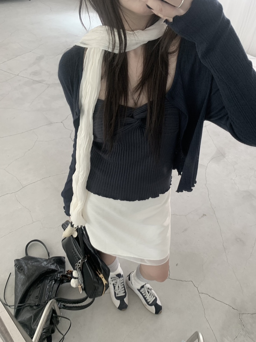 MUGE東大門直郵女士新品時尚真品人氣熱賣休閑開衫不含吊帶MUGE開衫