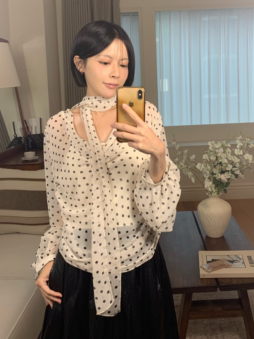 FABRIC韓國直郵女士新款時尚熱賣襯衫蕾絲衫含脖帶圍巾圓點FABRIC襯衫/蕾絲衫