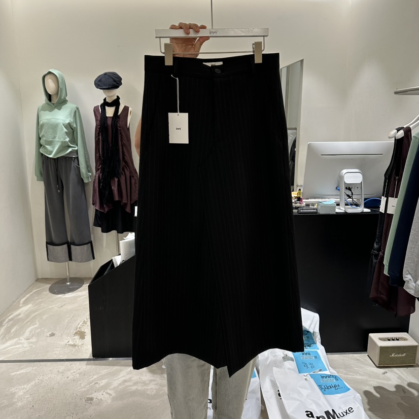 INNI東大門實拍女士新款真品人氣時尚休閑推薦熱賣長裙INNI長裙圖色2黑色