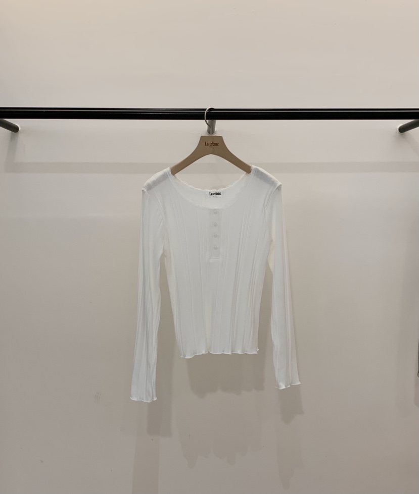 LA CREME東大門實拍女裝新品熱賣真品人氣時尚長袖T恤蕾絲LA CREME長袖T恤圖色4