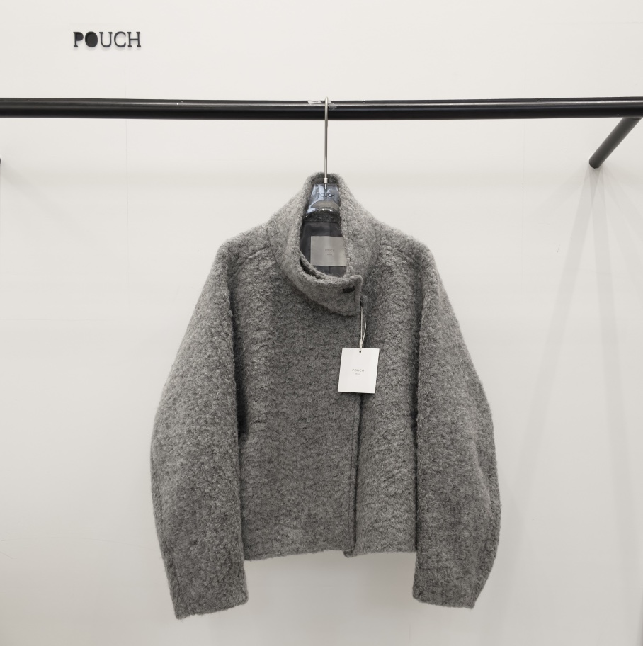 POUCH韓國直郵女裝新款人氣真品推薦時尚休閑短款大衣泡泡袖POUCH短款大衣圖色4