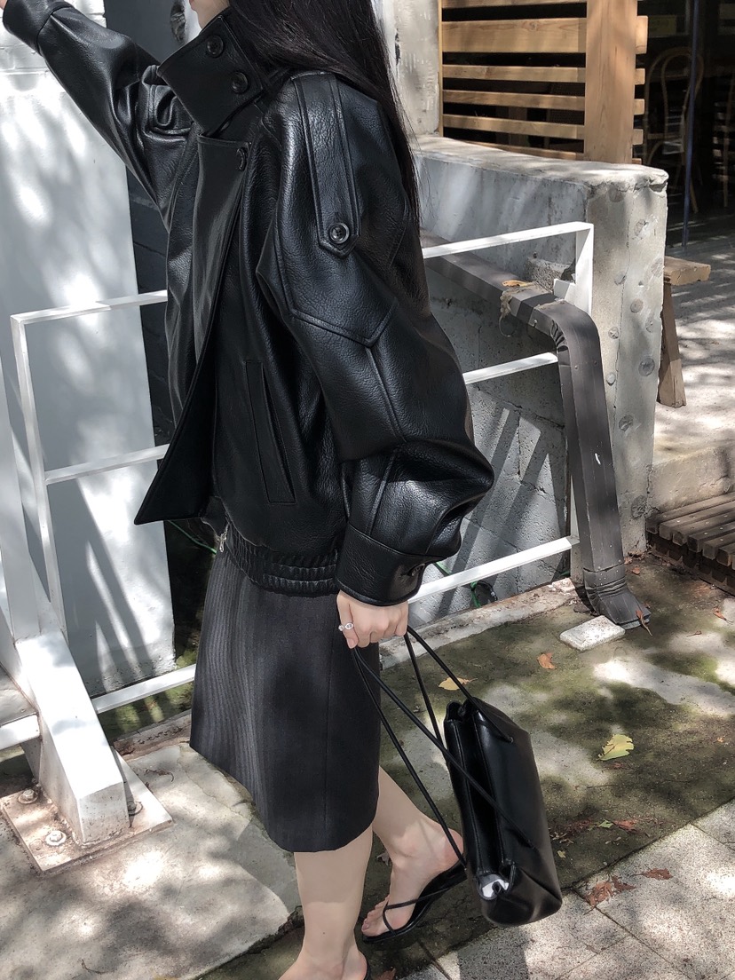 LE BUTTER韓國代購女士新款推薦熱賣休閑真品皮衣皮革高領LE BUTTER皮衣