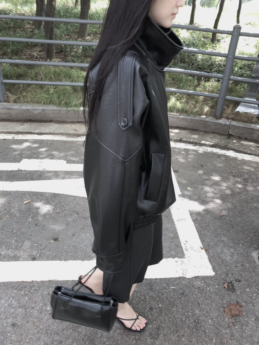 LE BUTTER韓國代購女士新款推薦熱賣休閑真品皮衣皮革高領LE BUTTER皮衣