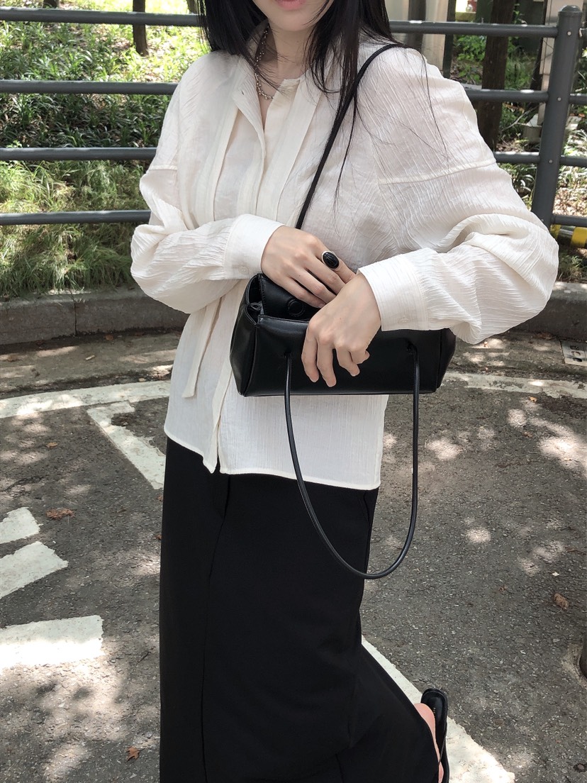LE BUTTER韓國直郵女士新品熱賣推薦休閑時尚襯衫蕾絲衫LE BUTTER襯衫/蕾絲衫