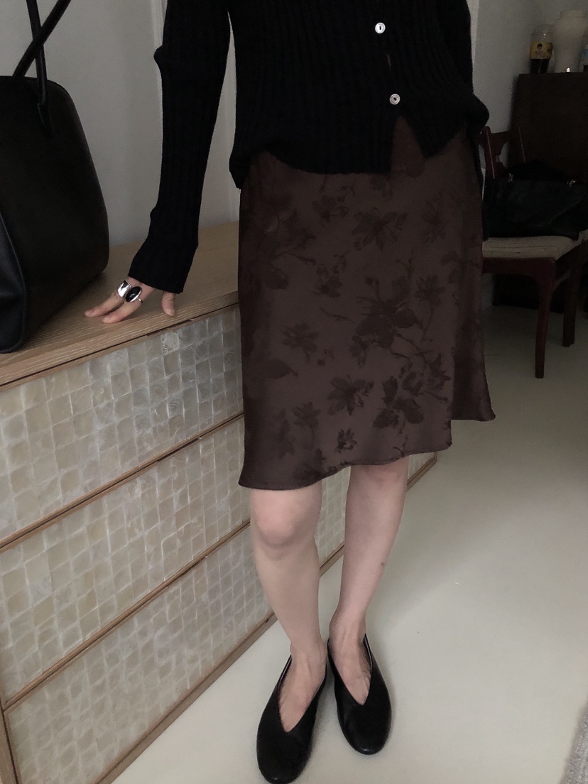 LE BUTTER東大門直郵女士新款時尚熱賣人氣真品短裙緞面LE BUTTER短裙