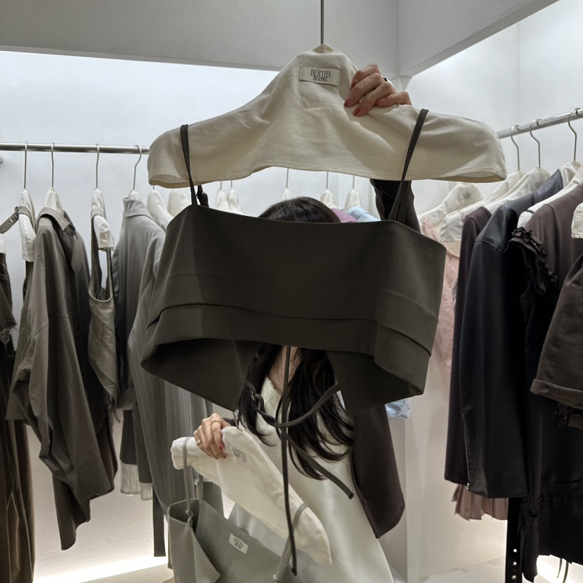 BERTHA韓國代購女士新品推薦熱賣真品人氣時尚休閑吊帶背心BERTHA吊帶/背心圖色2棕色