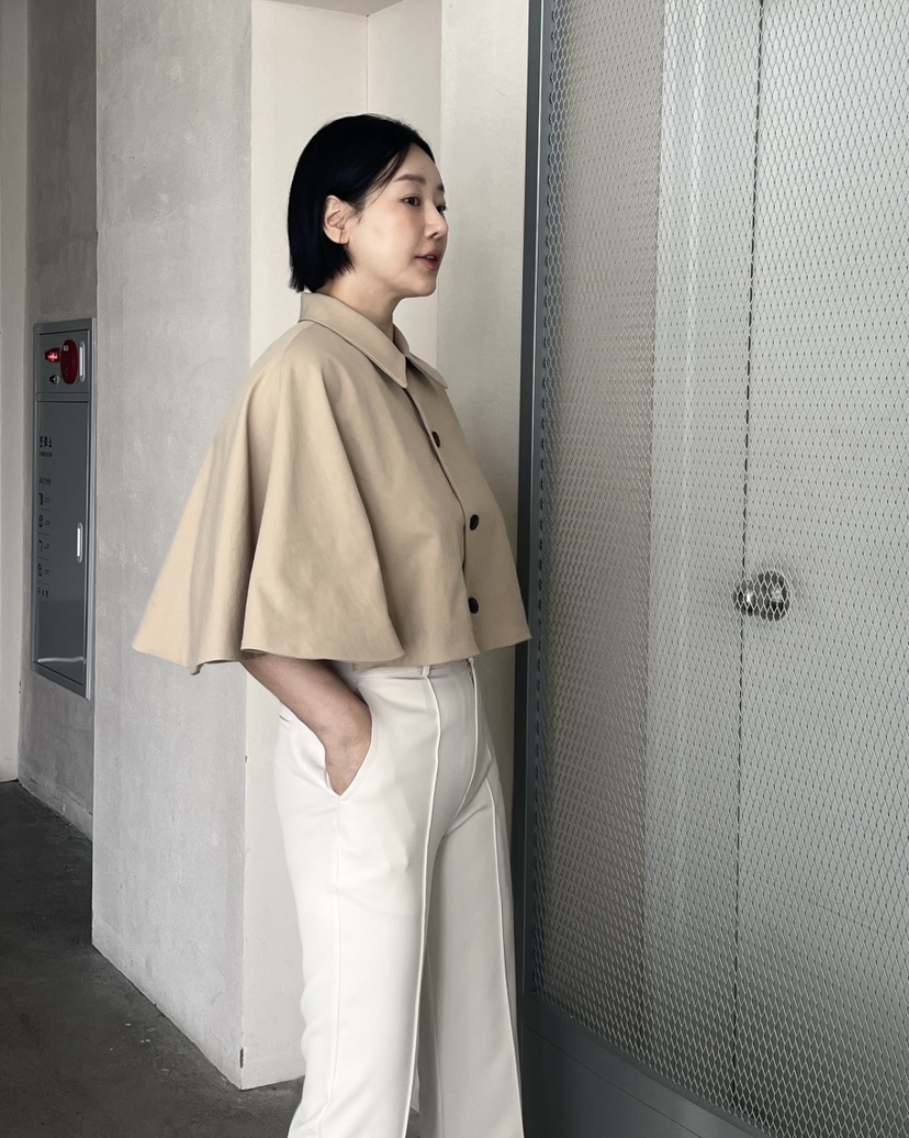 VERNI東大門直郵女裝新品人氣熱賣休閑時尚推薦夾克斗篷翻領VERNI夾克