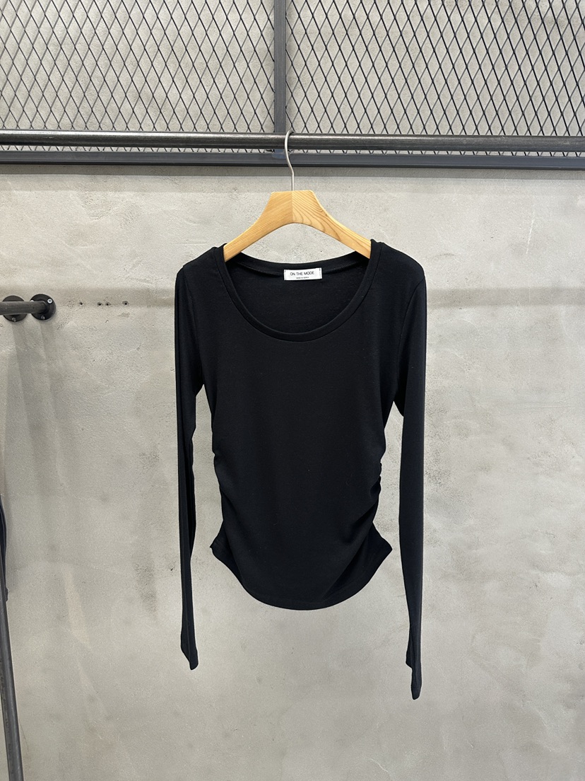ON THE MODE韓國代購女士新品真品熱賣長袖T恤褶皺羅紋ON THE MODE長袖T恤圖色4