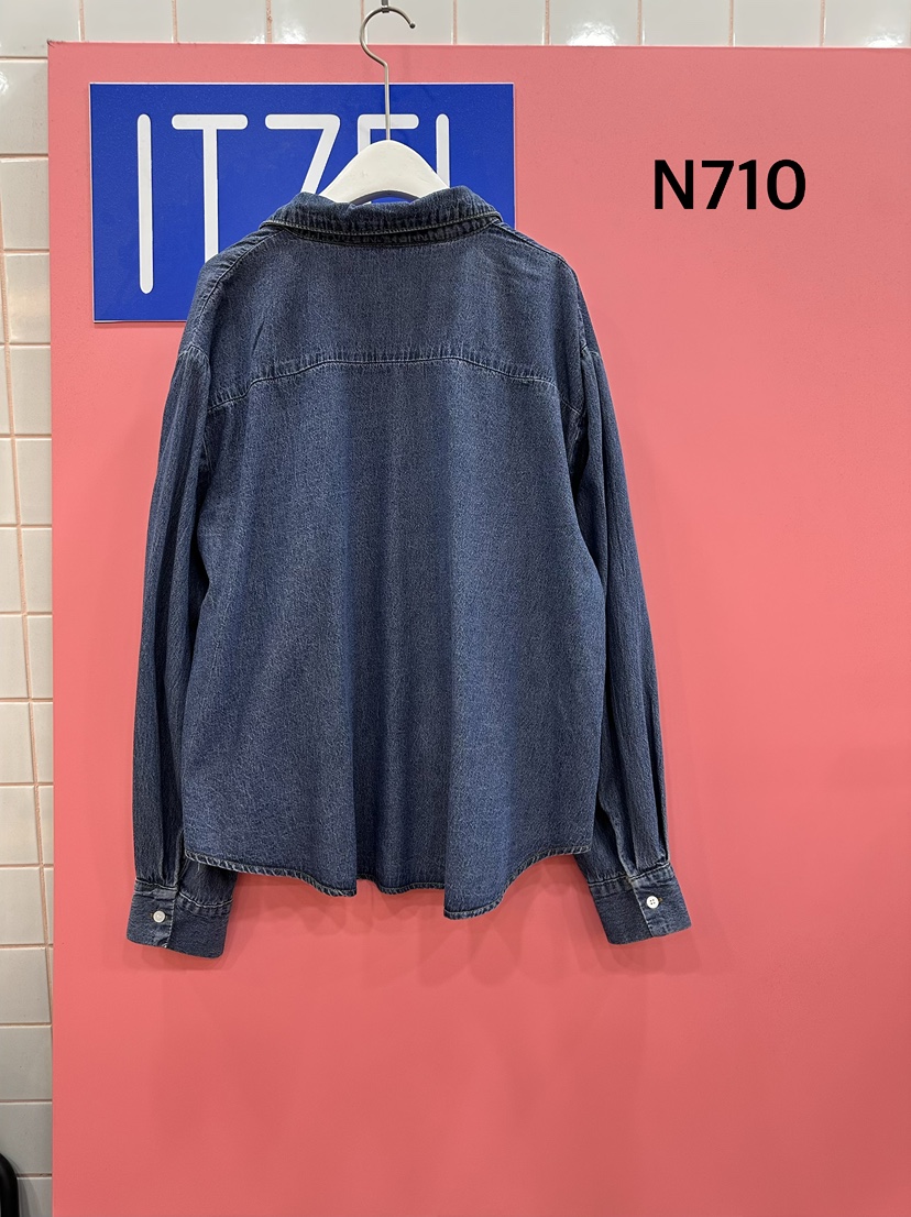ITZEL韓國直郵女裝新品熱賣時尚人氣休閑推薦真品襯衫蕾絲衫ITZEL襯衫/蕾絲衫