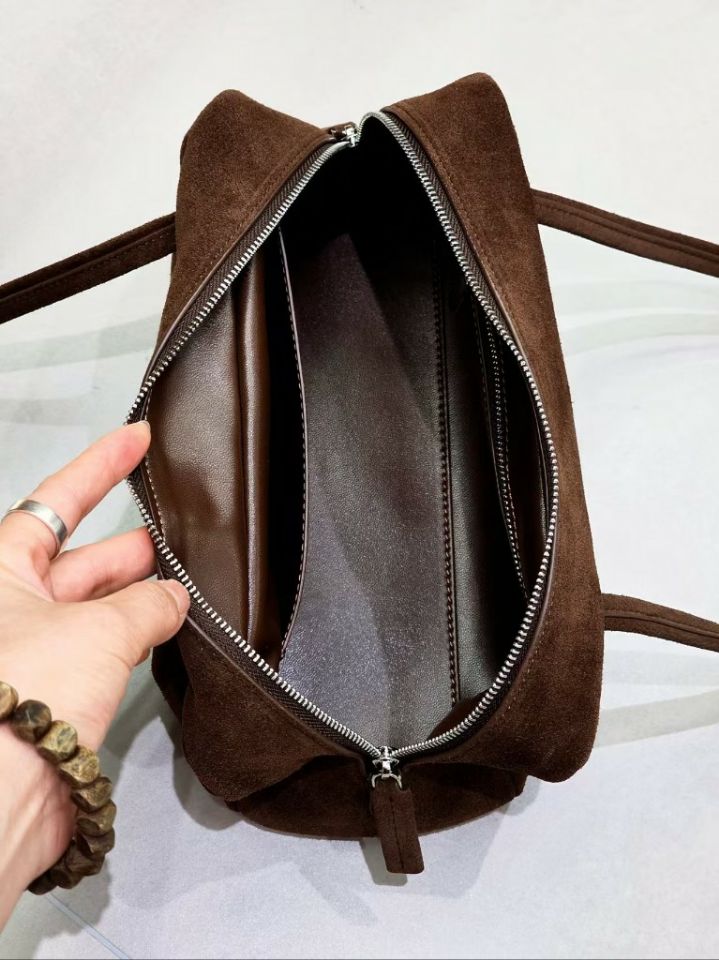 TROUVAILLE東大門實拍女士新款休閑單肩斜跨包絨面革牛皮TROUVAILLE單肩/斜跨包