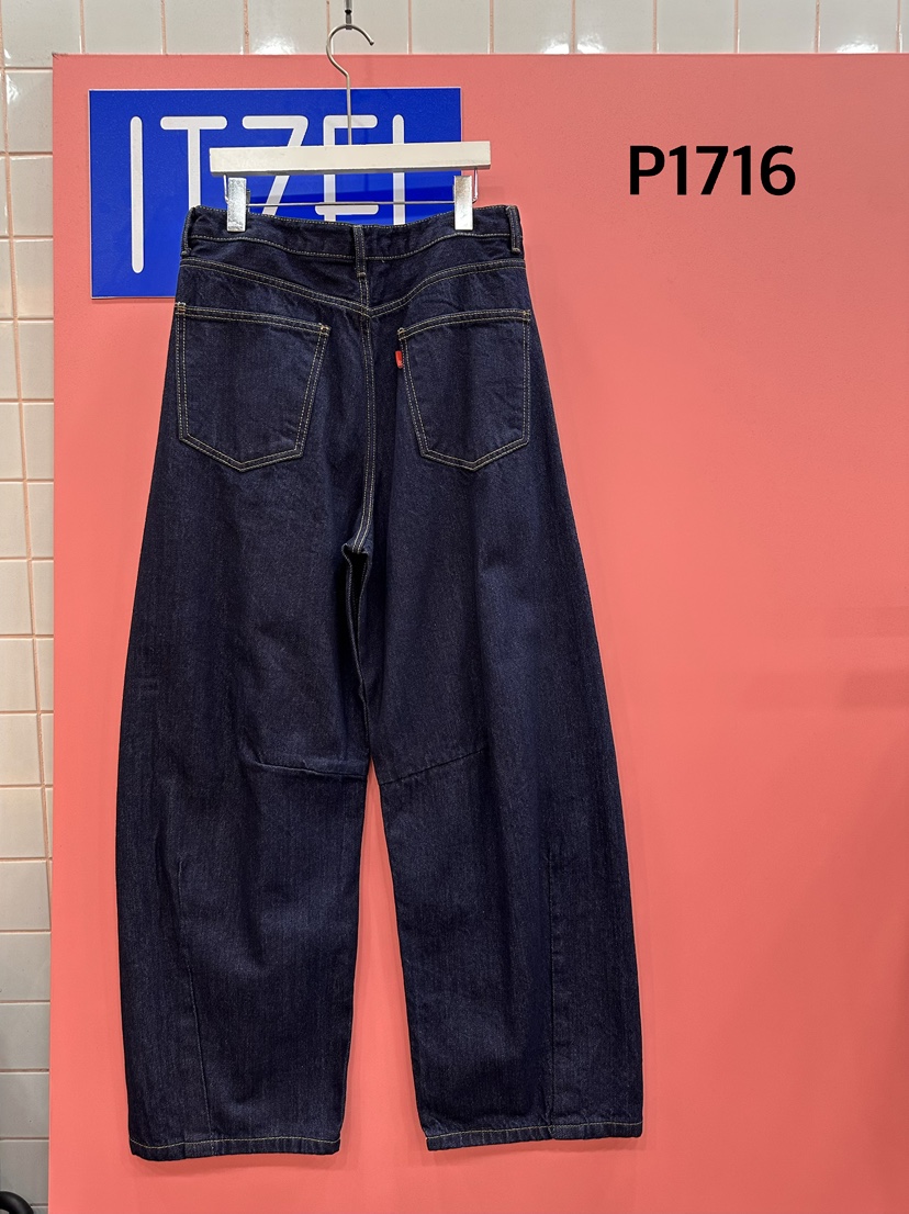 ITZEL東大門代購女裝新品推薦時尚人氣真品休閑熱賣牛仔褲ITZEL牛仔褲