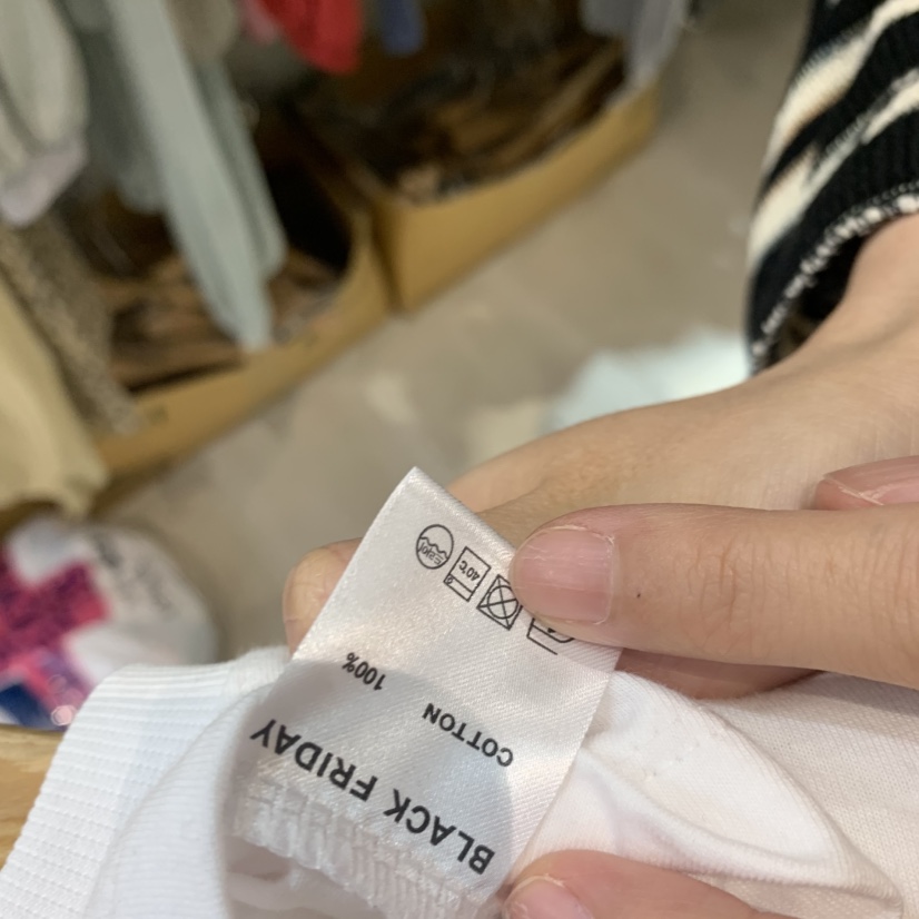 BLACKFRIDAY東大門直郵女裝新款真品推薦人氣休閑長袖T恤BLACK FRIDAY長袖T恤