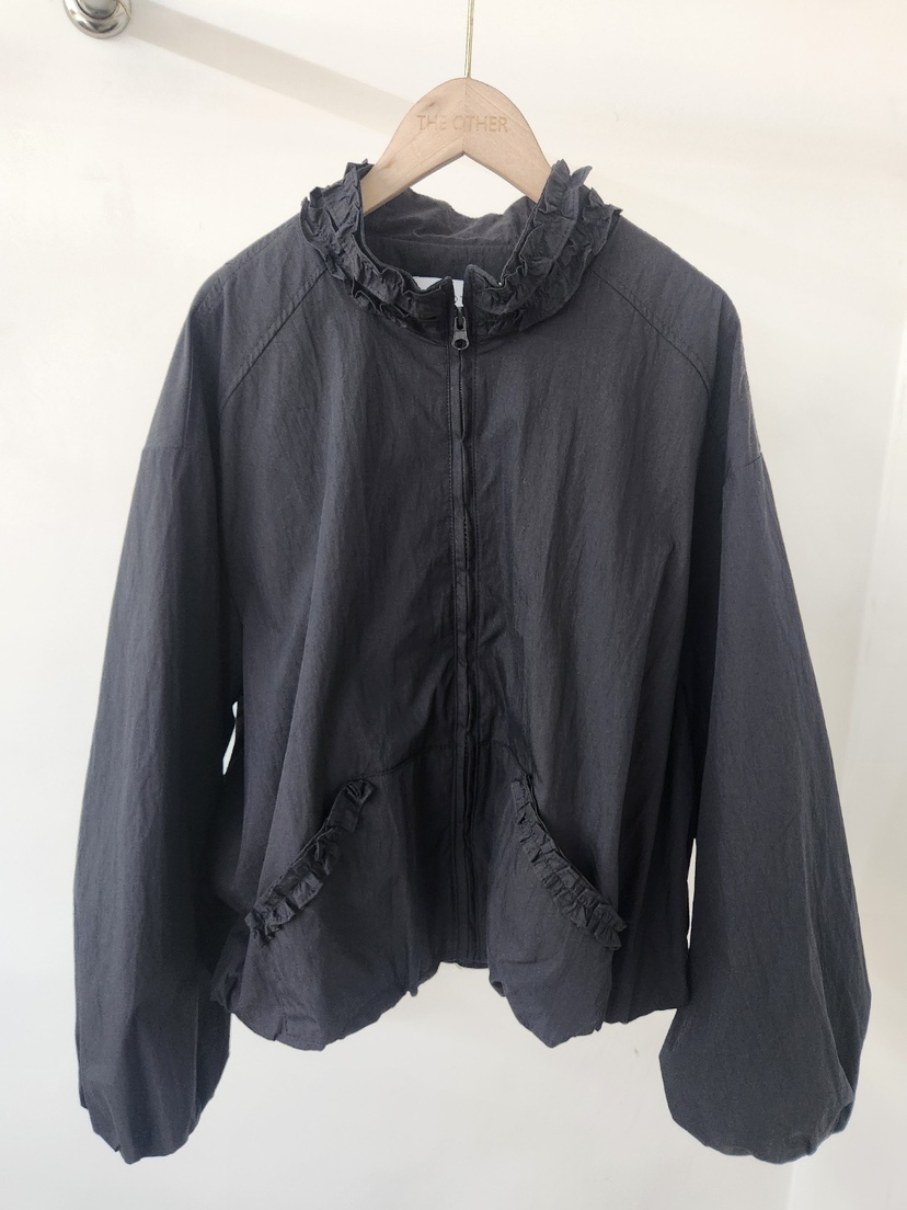 THE OTHER東大門代購女裝新品推薦時尚休閑人氣夾克褶邊THE OTHER夾克圖色2