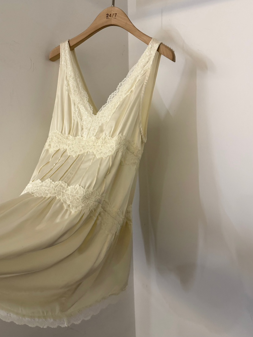 TWENTY FOUR SEVEN24-7東大門實拍女裝新品人氣連衣裙TEWNTY FOUR SEVEN24-7連衣裙