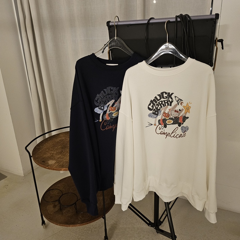 LATTE-P東大門直郵女裝新品推薦休閑時尚真品熱賣人氣衛衣LATTE-P衛衣
