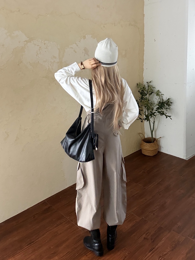 LATTE-P東大門實拍女士新款熱賣真品時尚休閑推薦背帶褲LATTE-P背帶褲
