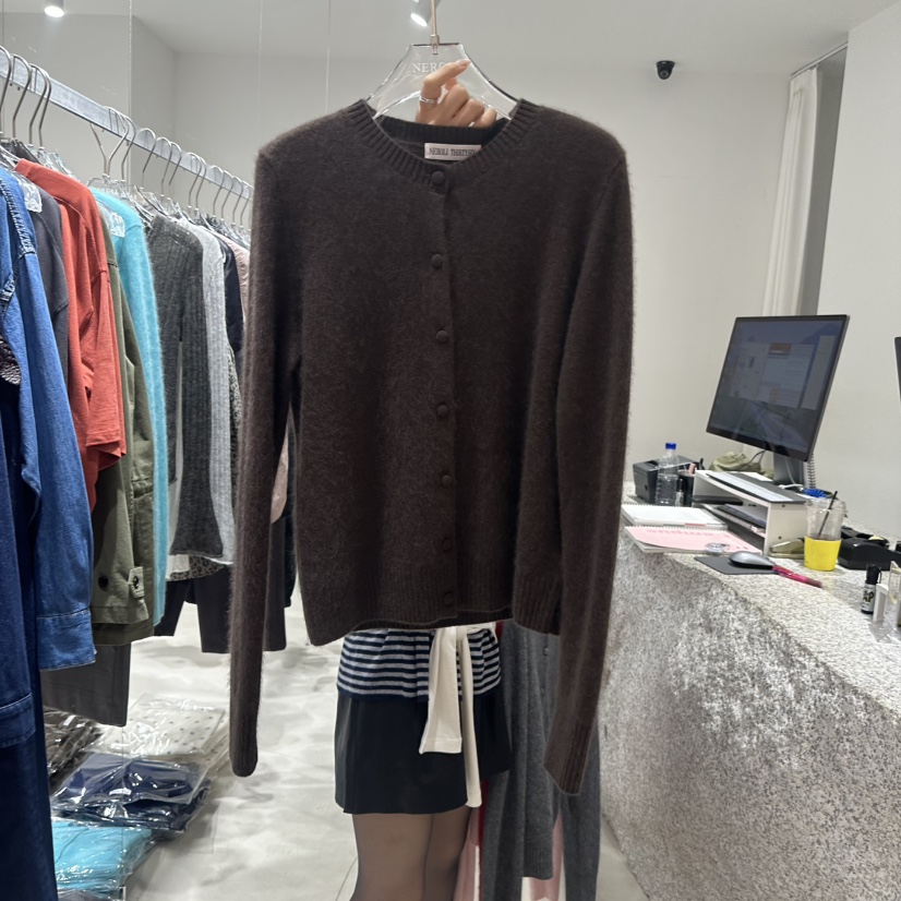 NEROLI 36東大門實拍女裝新品時尚人氣熱賣真品針織衫紐扣NEROLI 36針織衫圖色5