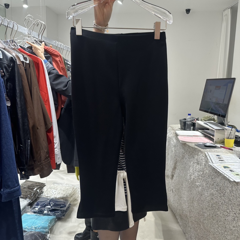 NEROLI 36韓國代購女裝新品休閑熱賣打底褲鯊魚褲緊身褲NEROLI 36打底褲/鯊魚褲圖色1
