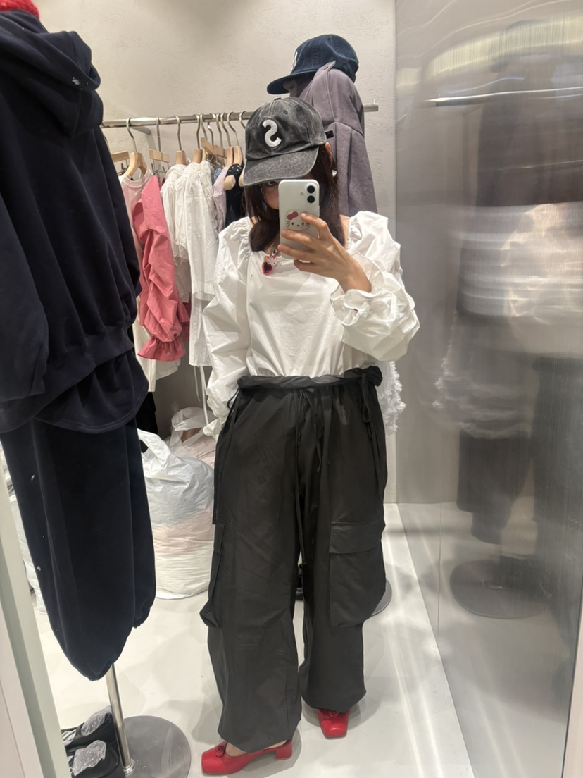 PLATFORM-L韓國代購女士新款熱賣真品人氣時尚襯衫蕾絲衫PLATFORM-L襯衫/蕾絲衫