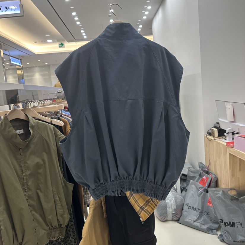 NEEEEDS東大門實拍女士新品推薦真品時尚休閑熱賣人氣馬甲NEEEEDS馬甲