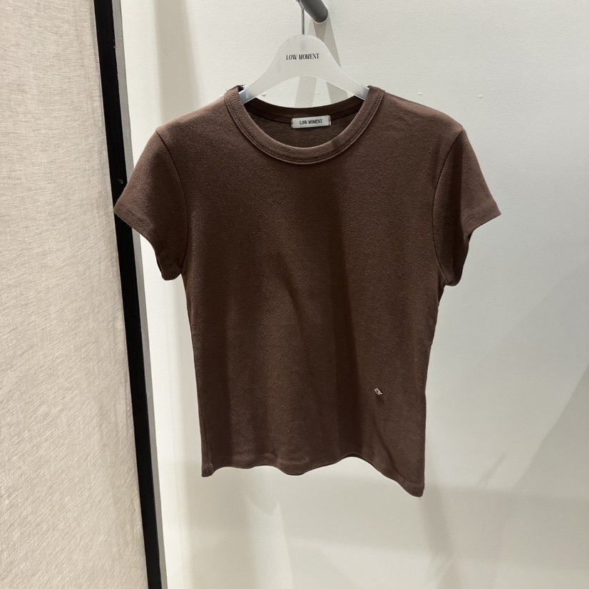 LOW MOMENT東大門直郵女士新款休閑真品人氣時尚推薦T恤LOW MOMENTT恤圖色3