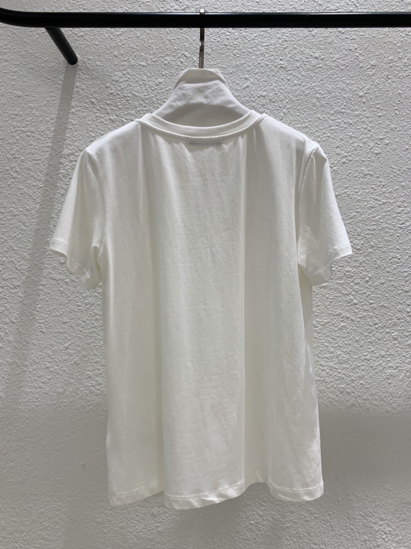 LUCY SALON東大門直郵女士新品真品熱賣休閑時尚推薦T恤LUCY SALONT恤