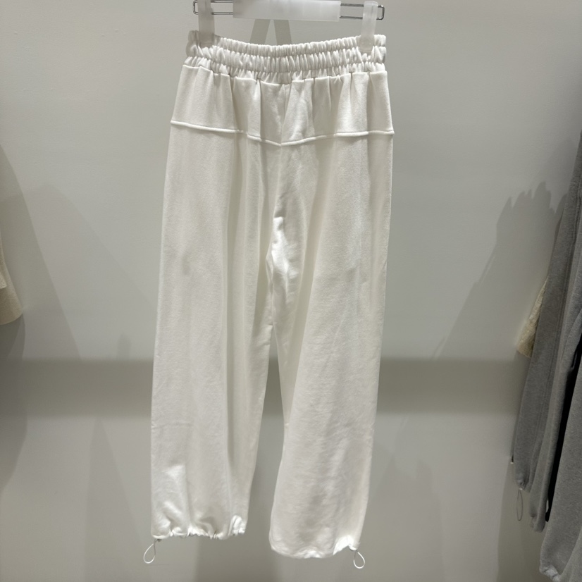 LOW MOMENT東大門實拍女士新品真品時尚人氣休閑熱賣休閑褲LOW MOMENT休閑褲