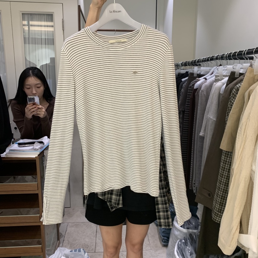 LE AHICON東大門實拍女士新品真品熱賣時尚休閑人氣長袖T恤Le Ahicon長袖T恤圖色2條紋白