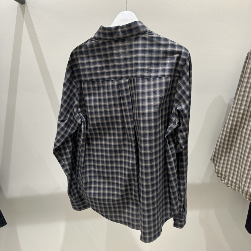 LOW MOMENT東大門代購女裝新款熱賣休閑真品人氣襯衫蕾絲衫LOW MOMENT襯衫/蕾絲衫