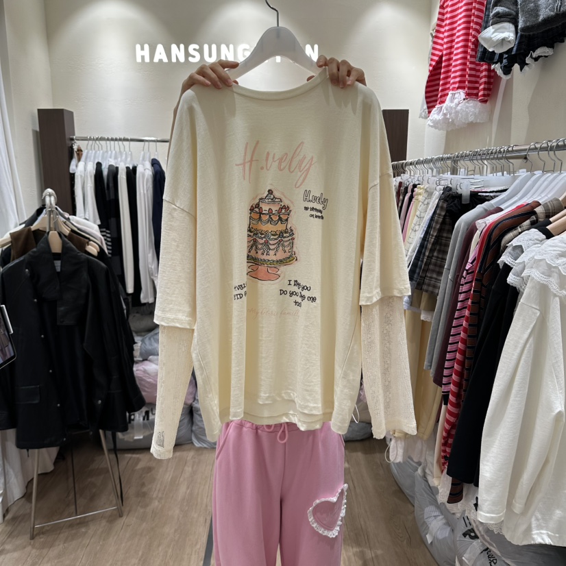 HANSUNGHYUN東大門直郵女士新款時尚熱賣人氣長袖T恤假兩件HANSUNGHYUN長袖T恤圖色1