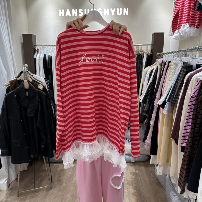 HANSUNGHYUN東大門實拍女裝新款推薦休閑長袖T恤珍珠蕾絲HANSUNGHYUN長袖T恤圖色1