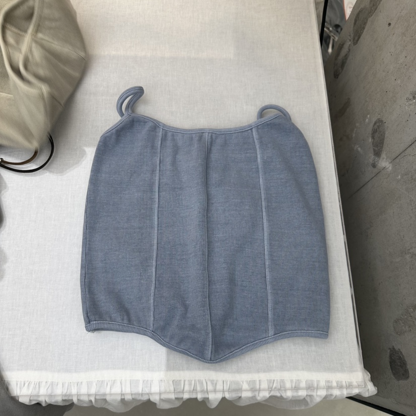 R U VAULT韓國直郵女裝新款時尚人氣休閑熱賣推薦吊帶背心R U VAULT吊帶/背心圖色3