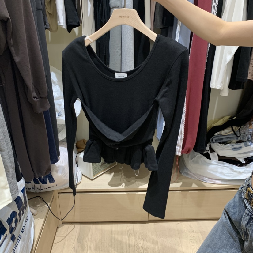 MONROE東大門實拍女士新品真品推薦熱賣長袖T恤荷葉邊紐扣MONROE長袖T恤圖色2