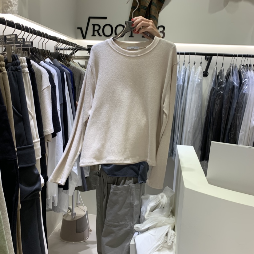 ROOT 2.3東大門實拍女裝新品熱賣推薦時尚休閑人氣長袖T恤ROOT 2.3長袖T恤圖色2
